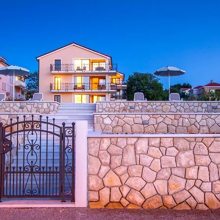 Luxury Apartments Villa Matea 1 Malinska Exterior foto