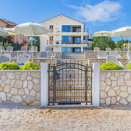 Luxury Apartments Villa Matea 1 Malinska Exterior foto