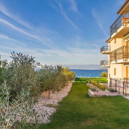 Luxury Apartments Villa Matea 1 Malinska Exterior foto